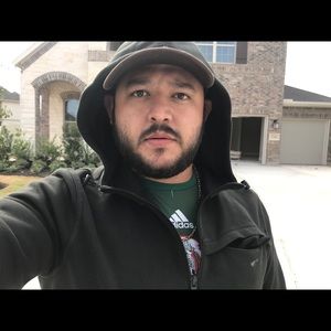 Meet your Posher, Eduardo